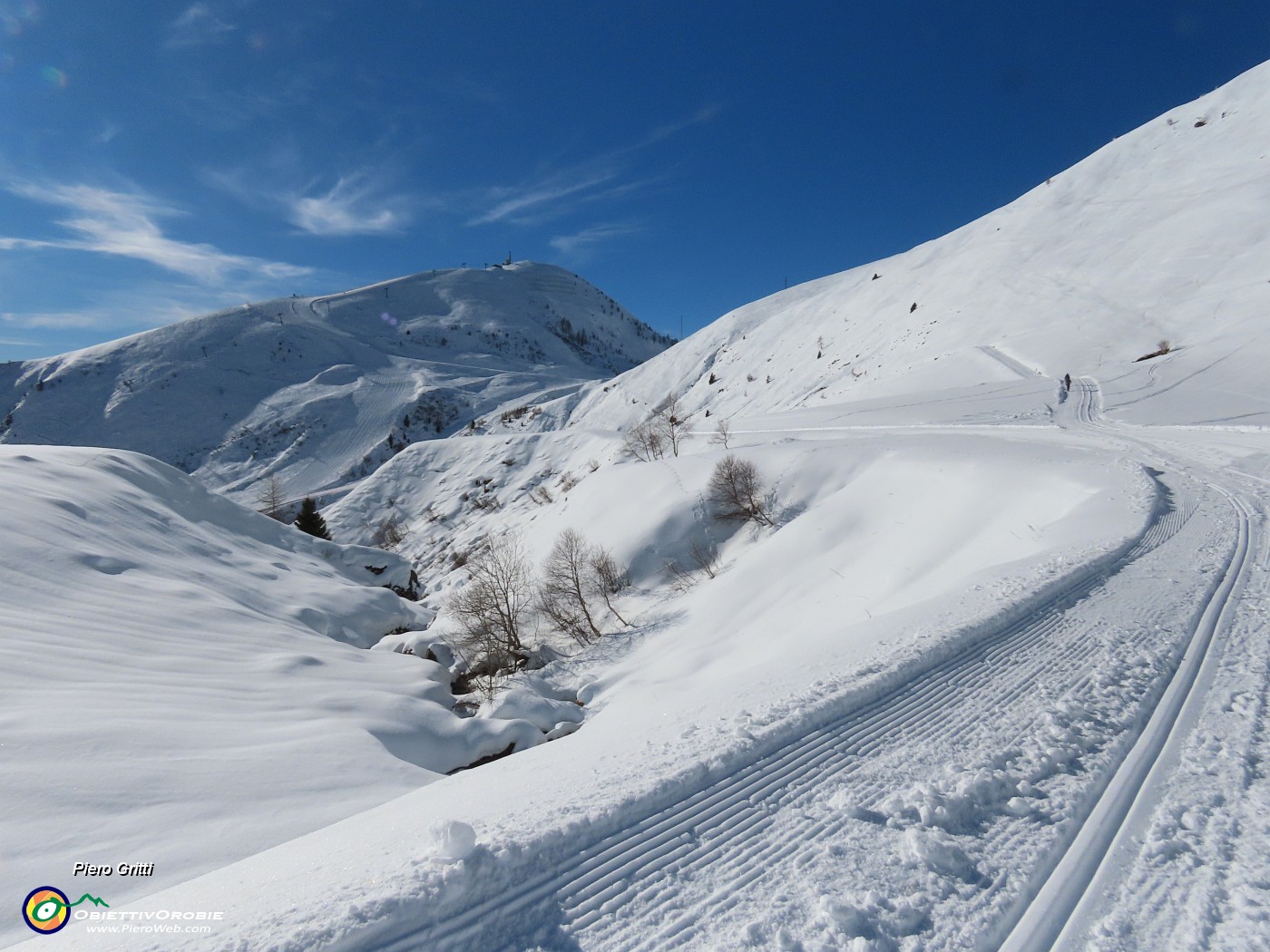 41 Risaliamo al Passo della Croce.JPG